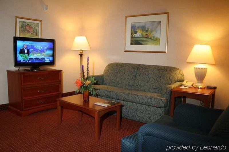 Embassy Suites By Hilton Columbus Dublin Δωμάτιο φωτογραφία