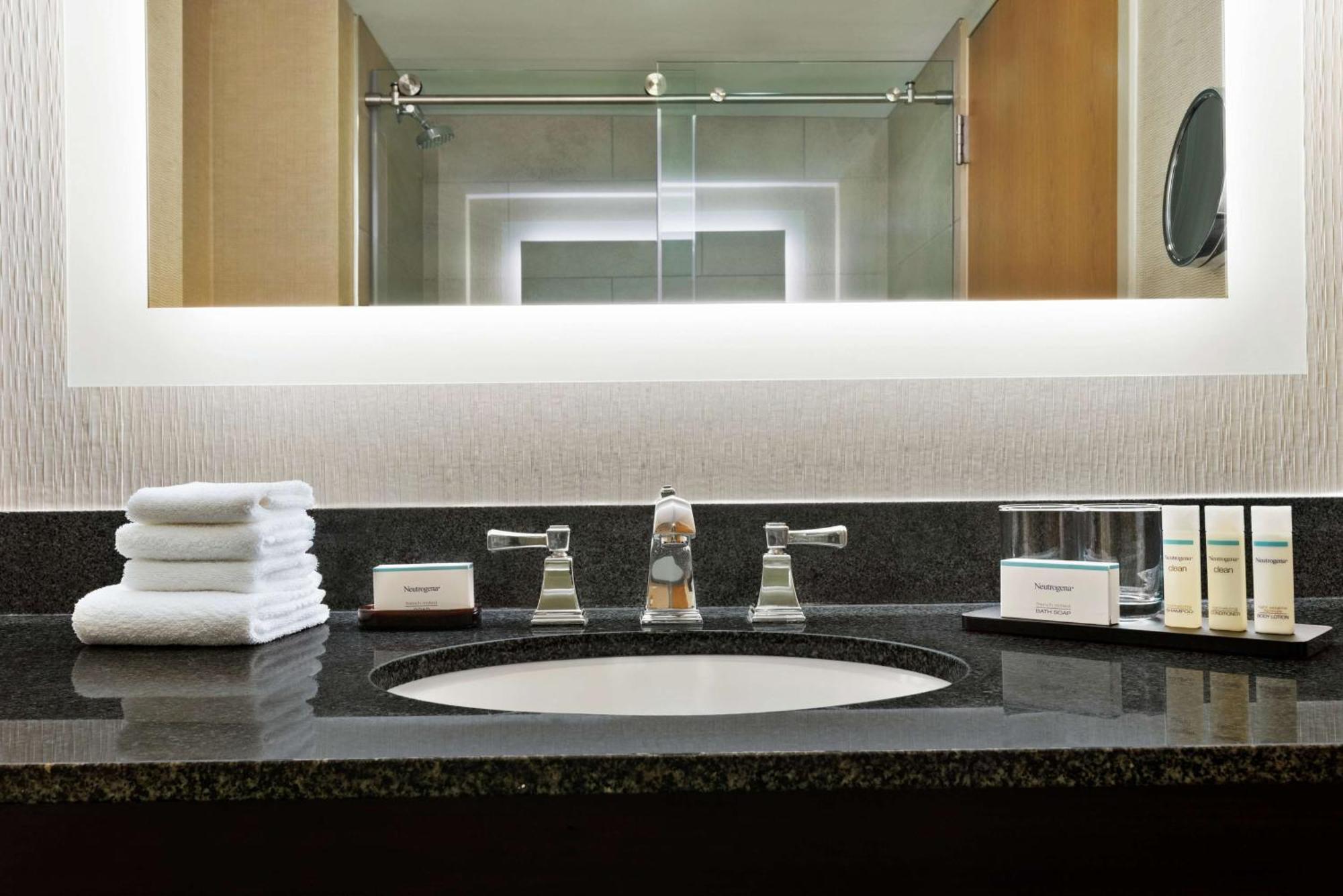 Embassy Suites By Hilton Columbus Dublin Εξωτερικό φωτογραφία