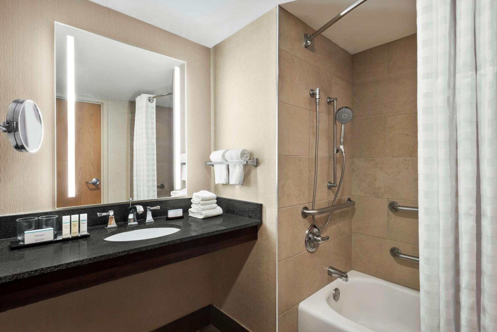 Embassy Suites By Hilton Columbus Dublin Εξωτερικό φωτογραφία